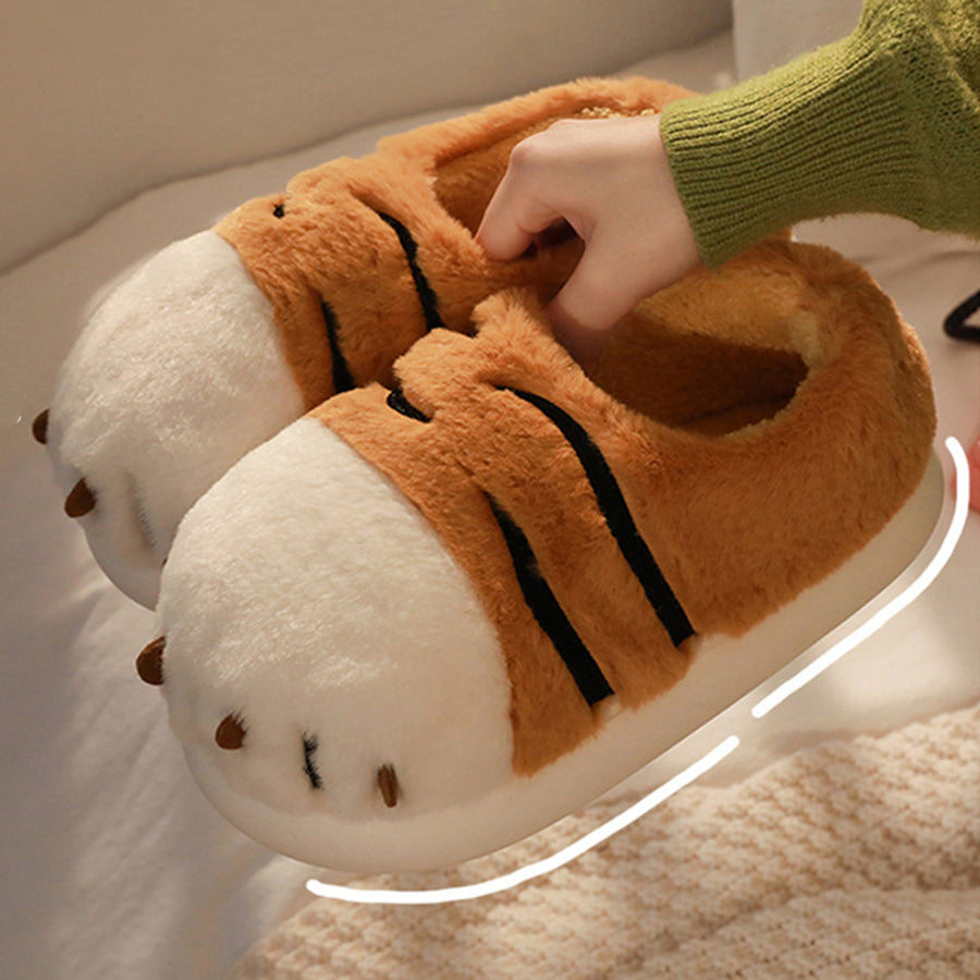 Søde bløde hjemmesko med tigerpote i tegneseriestil til efterår/vinter