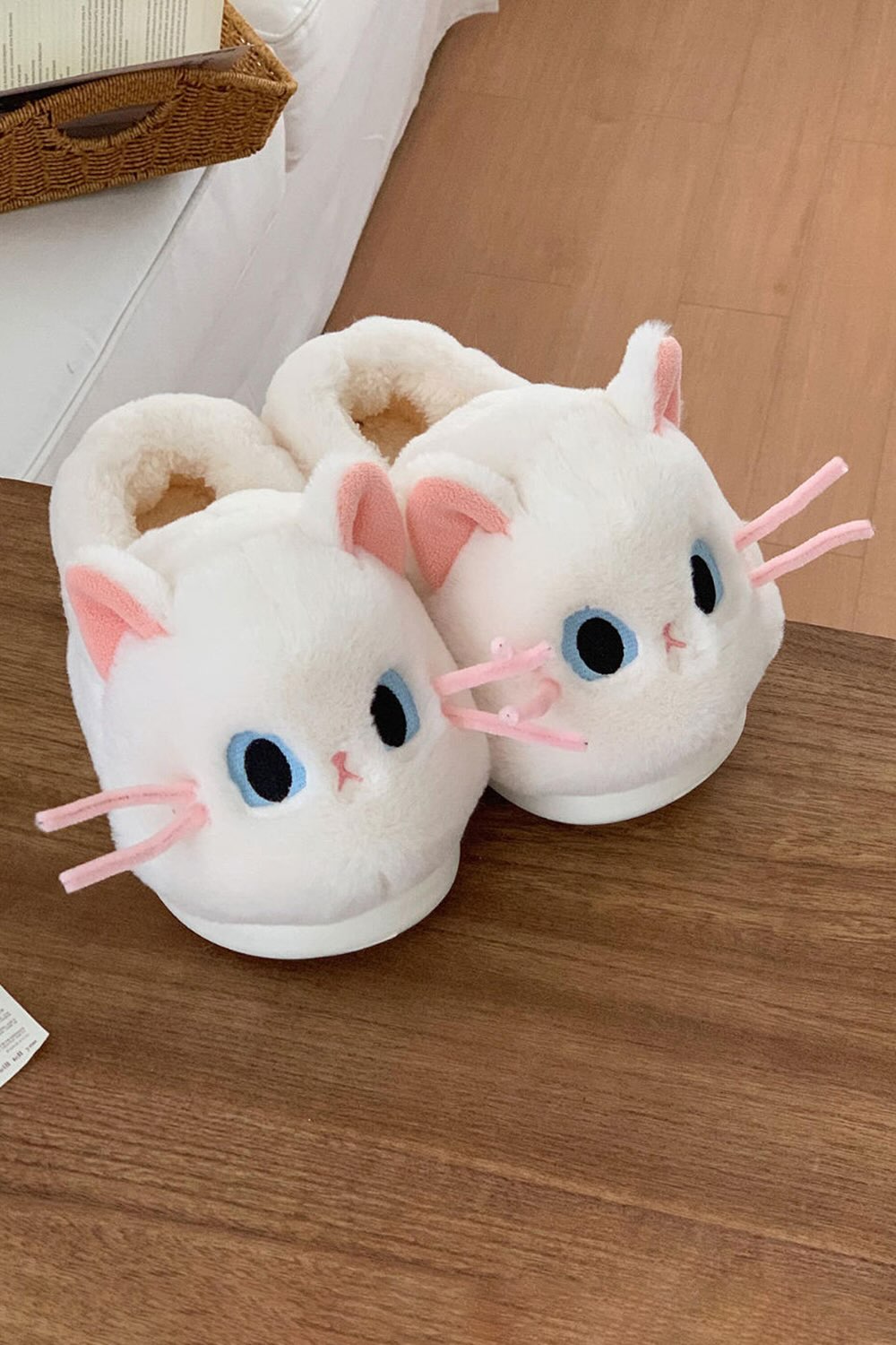 Winter Cute Closed Back Cat Slippers Aesthetic Warm Plush House Shoes
