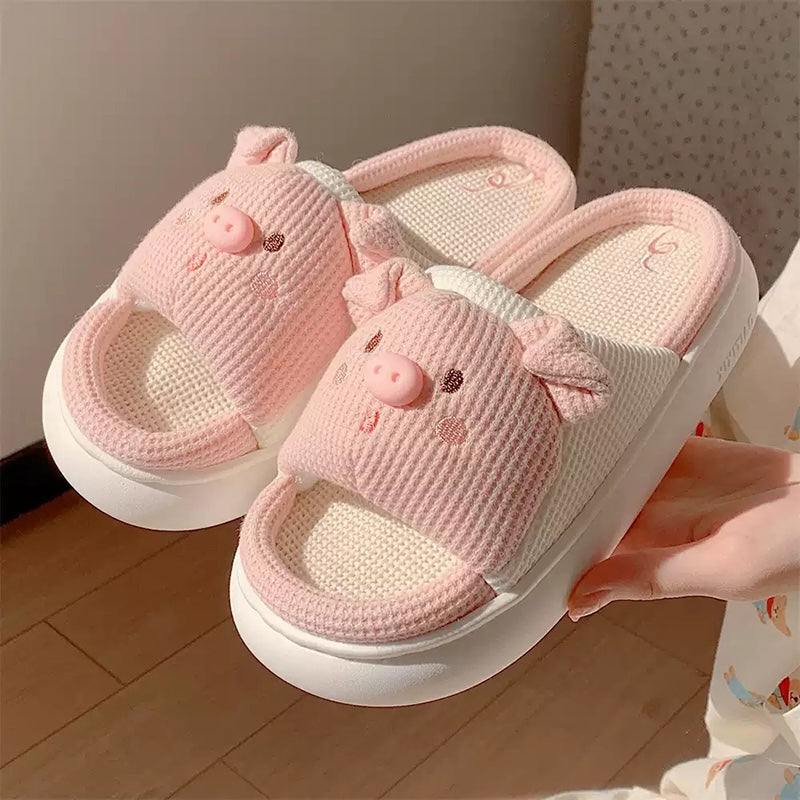 Cute pink pig design linen slippers with 3D pig face and breathable fabric, indoor shoes with EVA sole