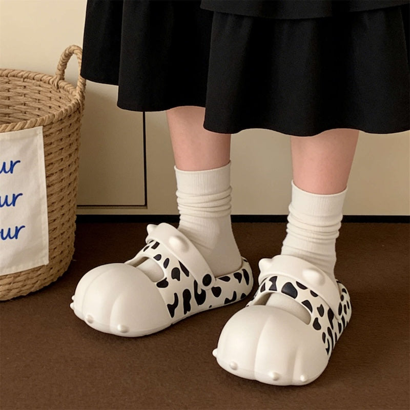 Cute gray leopard print cat paw EVA clogs with 3D toes and adjustable strap, lightweight indoor shoes