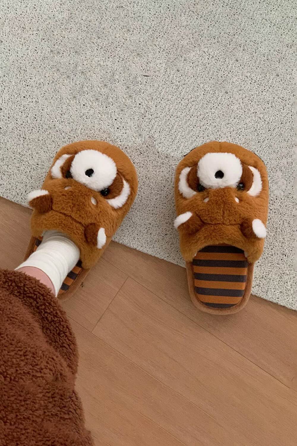 Winter cute brown raccoon slippers aesthetic warm plush house shoes