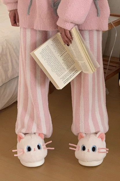 Winter cute white closed back cat slippers aesthetic warm plush house shoes