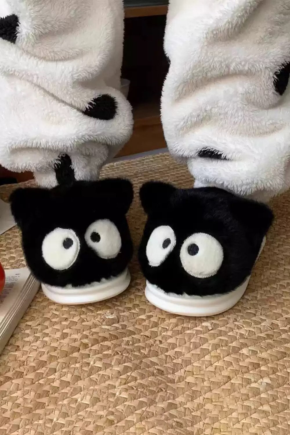 Winter black cute cat slippers aesthetic warm plush house shoes