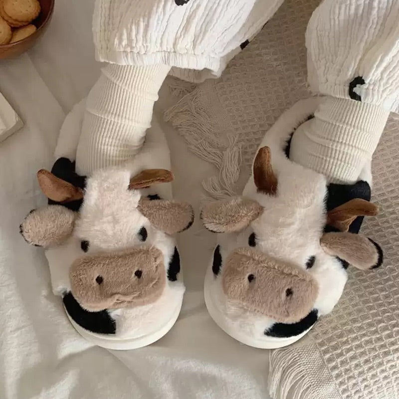 Animal winter cute adorable cow slippers aesthetic warm plush house shoes