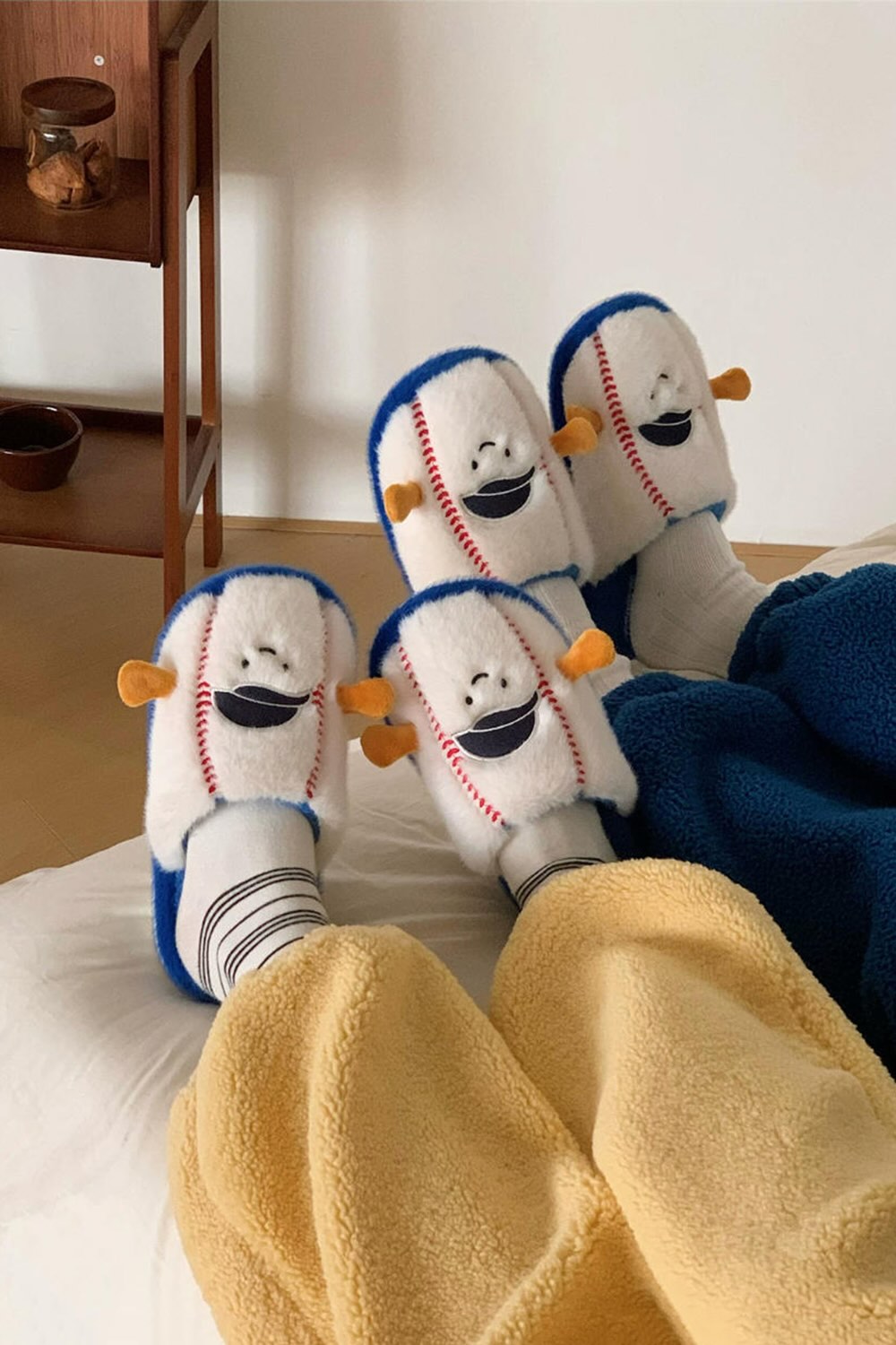 Winter cute light blue baseball slippers aesthetic warm plush house shoes