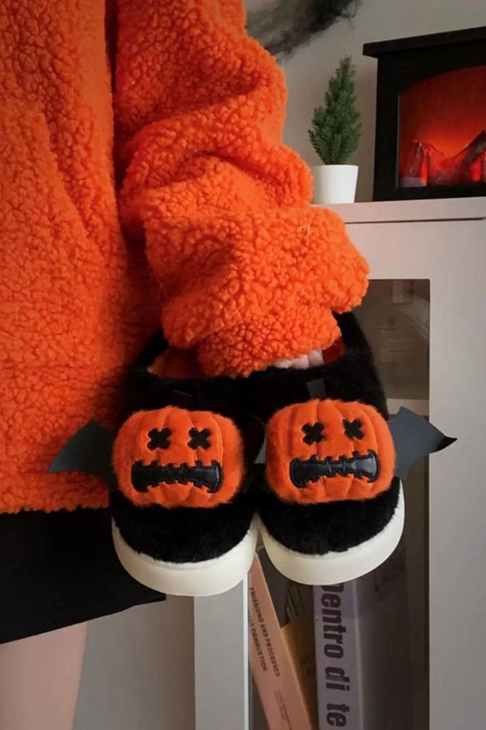 Winter cute black halloween pumpkin slippers aesthetic plush house shoes