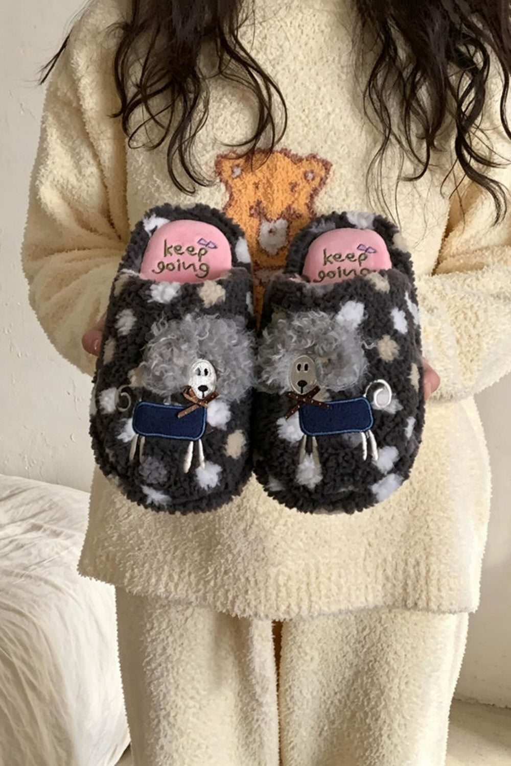 Winter cute gray patch curly sheep slippers aesthetic warm plush house shoes